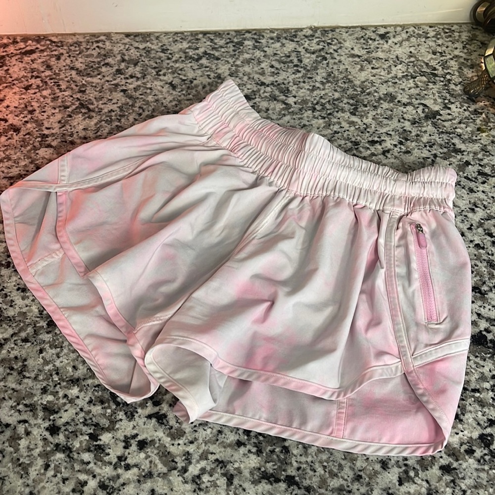 lululemon hotty hot shorts